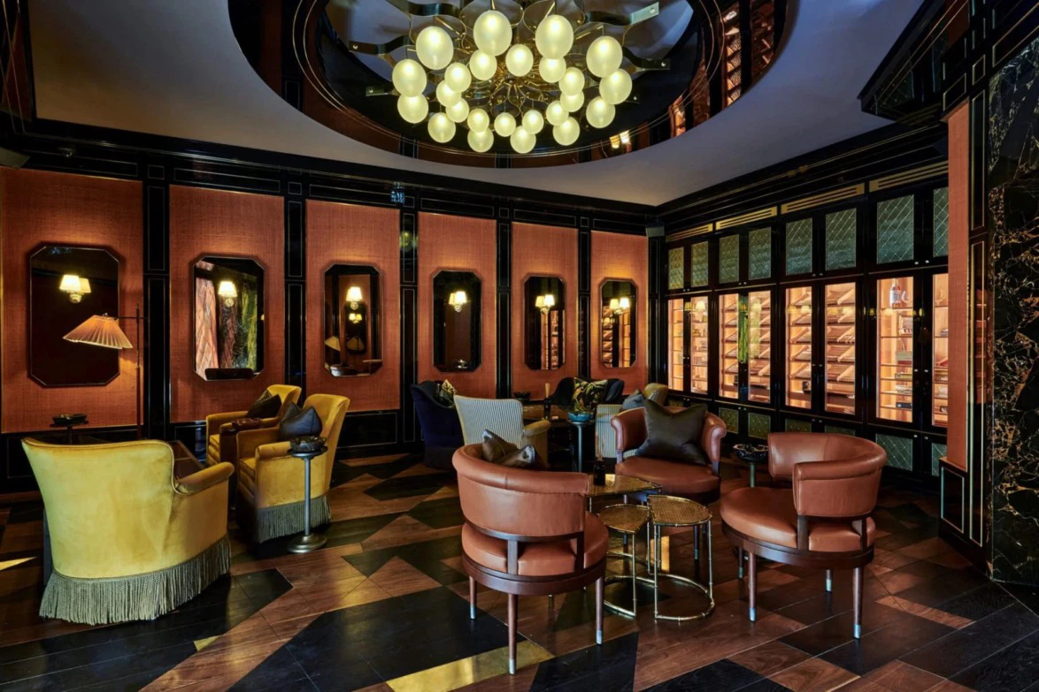 Exclusive club lounge at Bluebay Hotel with luxurious seating