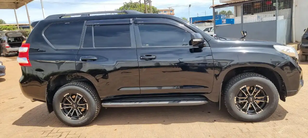 Toyota Prado luxury SUV Bluebay Hotel transport